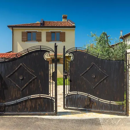 Roza Feriehus Poreč